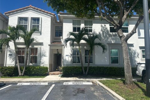 Townhouse in Miramar, Florida 3 bedrooms, 134.71 sq.m. № 1888385 - photo 27