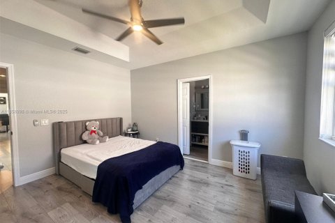 Townhouse in Miramar, Florida 3 bedrooms, 134.71 sq.m. № 1888385 - photo 5
