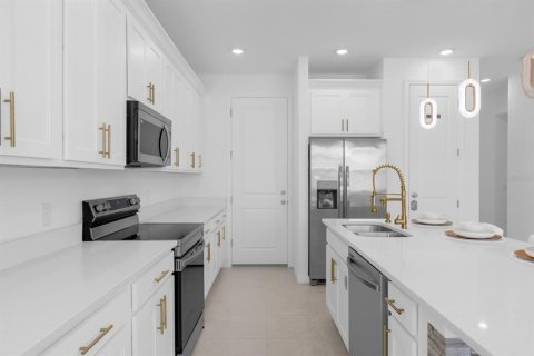 Townhouse in Davenport, Florida 3 bedrooms, 153.57 sq.m. № 1789260 - photo 6