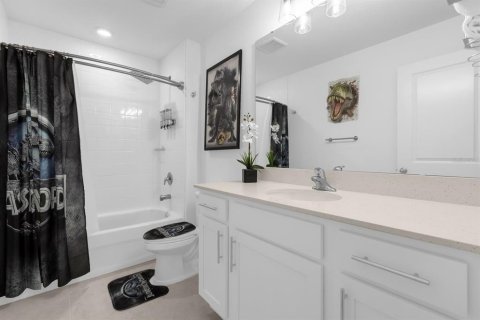 Townhouse in Davenport, Florida 3 bedrooms, 153.57 sq.m. № 1789260 - photo 19