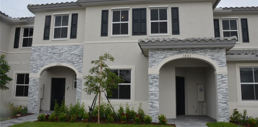 Touwnhouse à Homestead, Floride 3 chambres, 149.76 m2 № 2288740