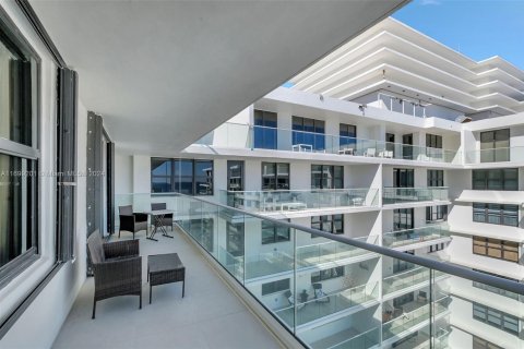 Condo in Bal Harbour, Florida, 2 bedrooms  № 1936146 - photo 20