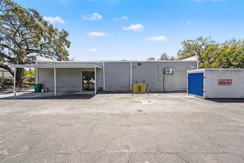 Commercial property in Tampa, Florida 693.61 sq.m. № 2099602 - photo 12