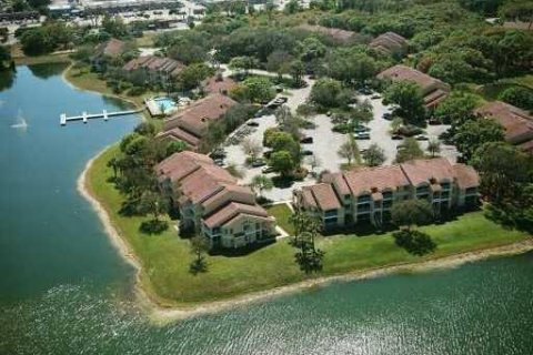 Condo à Oakland Park, Floride, 2 chambres  № 2189809