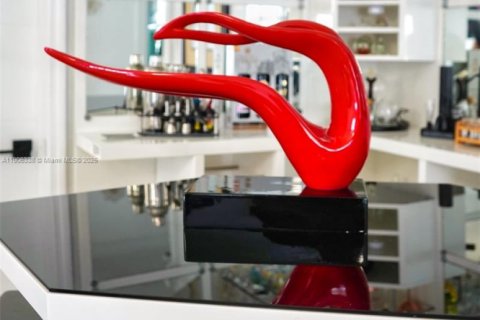 Villa ou maison à vendre à Miami Gardens, Floride: 3 chambres, 128.86 m2 № 1966512 - photo 6