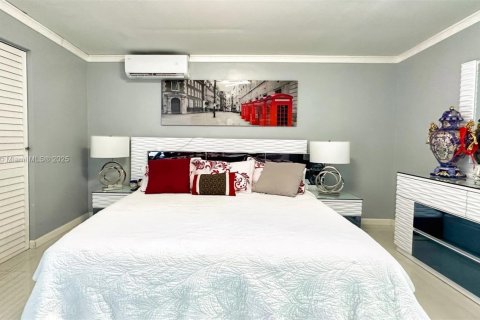 Villa ou maison à vendre à Miami Gardens, Floride: 3 chambres, 128.86 m2 № 1966512 - photo 21