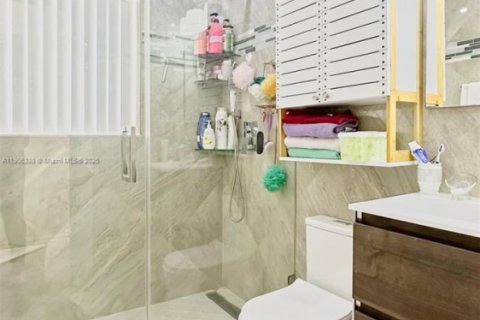 Villa ou maison à vendre à Miami Gardens, Floride: 3 chambres, 128.86 m2 № 1966512 - photo 14