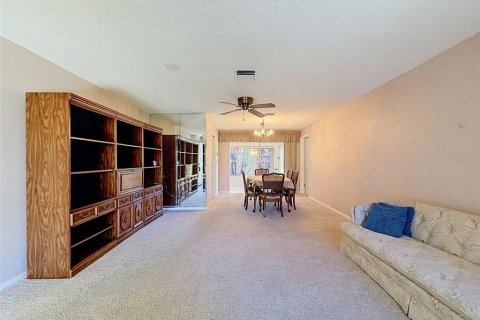 Villa ou maison à vendre à Clearwater, Floride: 2 chambres, 142.6 m2 № 2400144 - photo 12