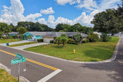 Villa ou maison à vendre à Clearwater, Floride: 2 chambres, 142.6 m2 № 2400144 - photo 4