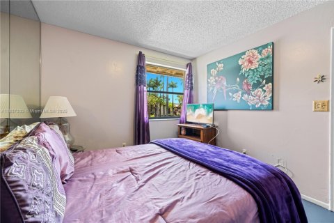 Condo in Miami, Florida, 3 bedrooms  № 1822027 - photo 13