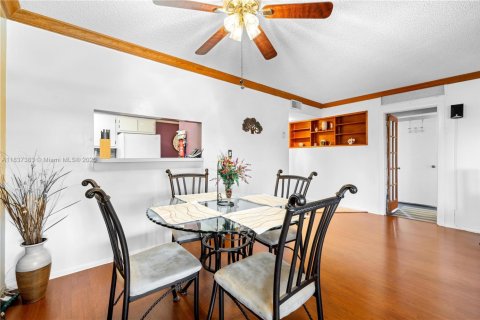 Condo in Miami, Florida, 3 bedrooms  № 1822027 - photo 6