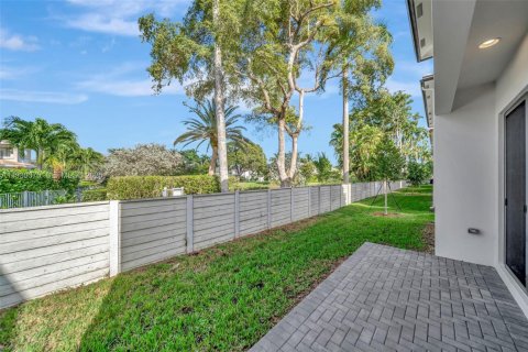 Купить виллу или дом в Форт-Лодердейл, Флорида 4 спальни, 263.01м2, № 1990037 - фото 16