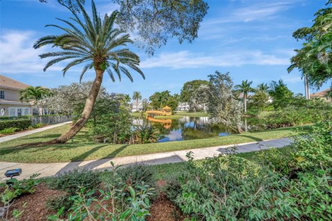 Купить виллу или дом в Форт-Лодердейл, Флорида 4 спальни, 263.01м2, № 1990037 - фото 13