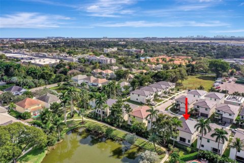 Купить виллу или дом в Форт-Лодердейл, Флорида 4 спальни, 263.01м2, № 1990037 - фото 6