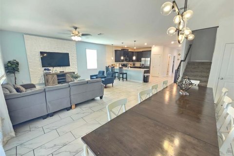 Купить виллу или дом в Дэвенпорт, Флорида 14 комнат, 405.98м2, № 2108408 - фото 12