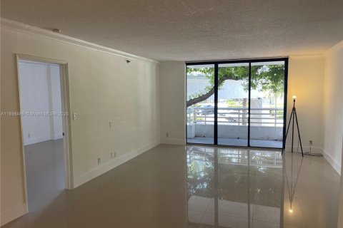 Condominio en alquiler en Aventura, Florida, 2 dormitorios, 98.66 m2 № 1950912 - foto 5