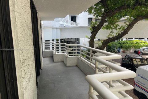 Condominio en alquiler en Aventura, Florida, 2 dormitorios, 98.66 m2 № 1950912 - foto 19