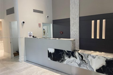 Condominio en alquiler en Aventura, Florida, 2 dormitorios, 98.66 m2 № 1950912 - foto 23
