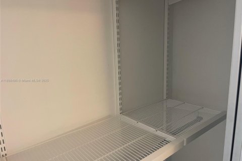 Condominio en alquiler en Aventura, Florida, 2 dormitorios, 98.66 m2 № 1950912 - foto 12
