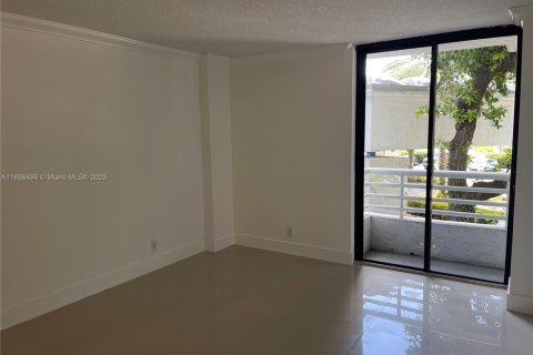 Condominio en alquiler en Aventura, Florida, 2 dormitorios, 98.66 m2 № 1950912 - foto 7