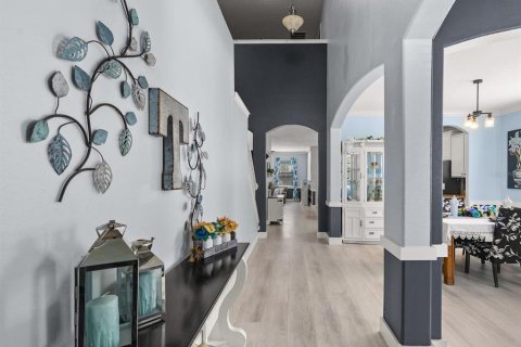 Villa ou maison à vendre à New Port Richey, Floride: 5 chambres, 298.22 m2 № 2418560 - photo 3