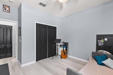 Villa ou maison à vendre à New Port Richey, Floride: 5 chambres, 298.22 m2 № 2418560 - photo 21