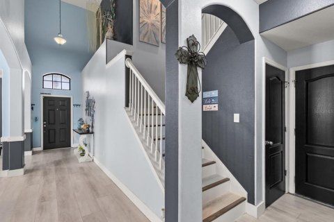 Villa ou maison à vendre à New Port Richey, Floride: 5 chambres, 298.22 m2 № 2418560 - photo 4