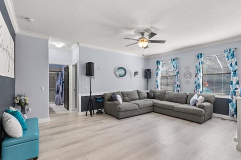 Villa ou maison à vendre à New Port Richey, Floride: 5 chambres, 298.22 m2 № 2418560 - photo 13