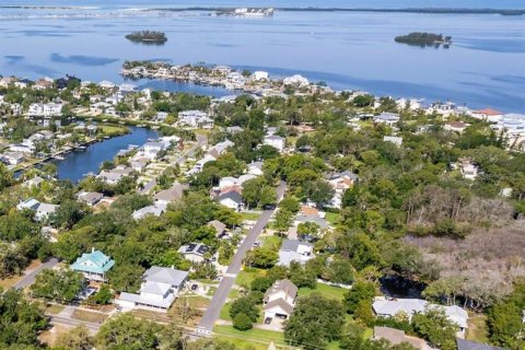 Купить виллу или дом в Палм-Харбор, Флорида 8 комнат, 139.91м2, № 2104576 - фото 26