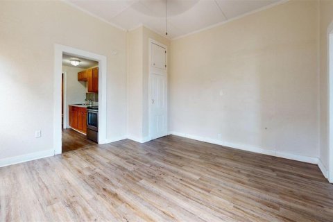 Купить коммерческую недвижимость в Брейдентон, Флорида 2 спальни, 137.5м2, № 1870409 - фото 23