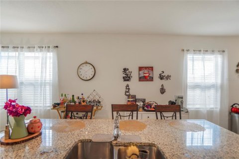 Casa en venta en Davenport, Florida, 4 dormitorios, 153.75 m2 № 2201090 - foto 12