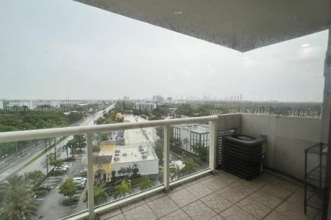 Купить кондоминиум в Норт-Майами, Флорида 2 спальни, 97.55м2, № 1958454 - фото 11