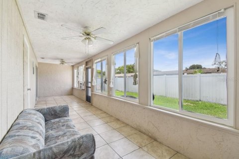 Casa en venta en Port Richey, Florida, 3 dormitorios, 165.74 m2 № 1822529 - foto 17
