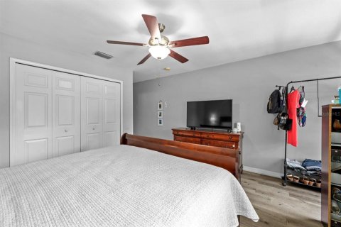 Townhouse in Riverview, Florida 2 bedrooms, 142.33 sq.m. № 1806708 - photo 19