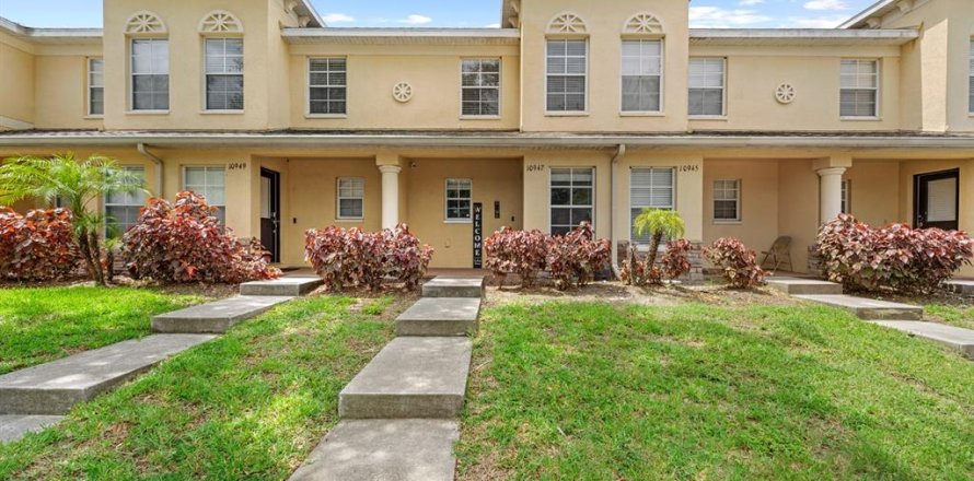 Townhouse in Riverview, Florida 2 bedrooms, 142.33 sq.m. № 1806708