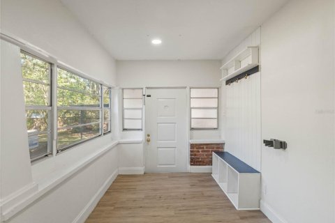 House in Leesburg, Florida 3 bedrooms, 166.2 sq.m. № 1832052 - photo 14