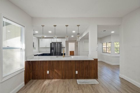 House in Leesburg, Florida 3 bedrooms, 166.2 sq.m. № 1832052 - photo 28