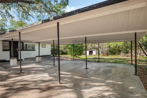 House in Leesburg, Florida 3 bedrooms, 166.2 sq.m. № 1832052 - photo 30