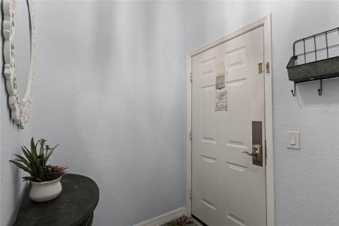 Copropriété à vendre à Davenport, Floride: 2 chambres, 113.99 m2 № 1522078 - photo 3