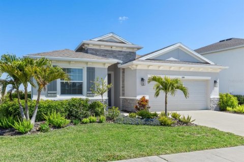House in Sarasota, Florida 4 bedrooms, 189.99 sq.m. № 1608337 - photo 5