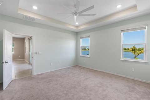 House in Sarasota, Florida 4 bedrooms, 189.99 sq.m. № 1608337 - photo 12