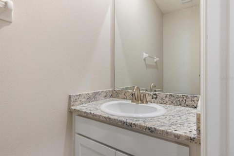 House in Sarasota, Florida 4 bedrooms, 189.99 sq.m. № 1608337 - photo 15