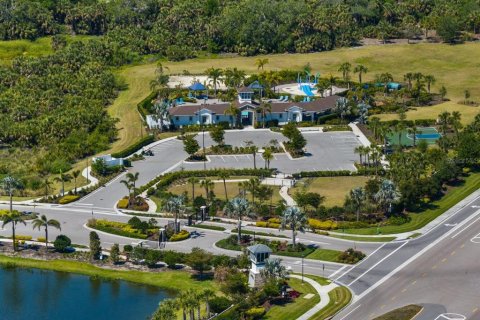 House in Sarasota, Florida 4 bedrooms, 189.99 sq.m. № 1608337 - photo 27