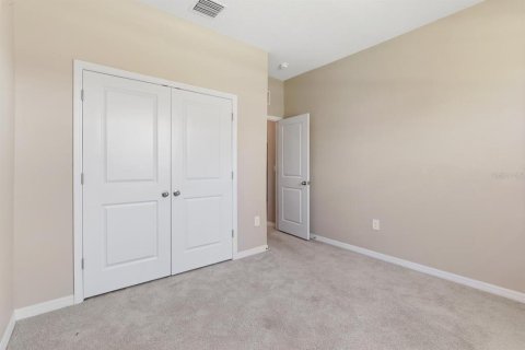 House in Sarasota, Florida 4 bedrooms, 189.99 sq.m. № 1608337 - photo 20