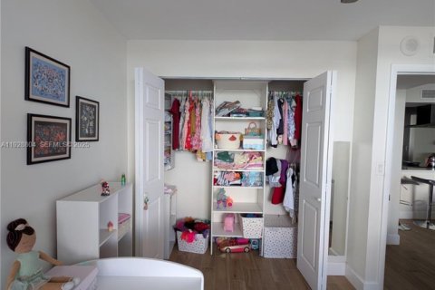 Снять в аренду кондоминиум в Майами, Флорида 2 спальни, 116.78м2, № 1987221 - фото 12