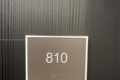 Condo in Hallandale Beach, Florida, 2 bedrooms  № 1689066 - photo 3