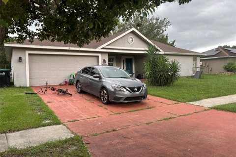 House in Orlando, Florida 4 bedrooms, 170.85 sq.m. № 1894062 - photo 1
