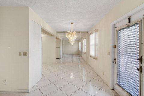 Condo in Boca Raton, Florida, 2 bedrooms  № 2259629 - photo 2
