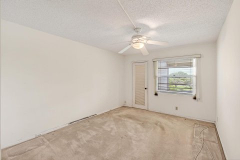 Condo in Boca Raton, Florida, 2 bedrooms  № 2259629 - photo 5