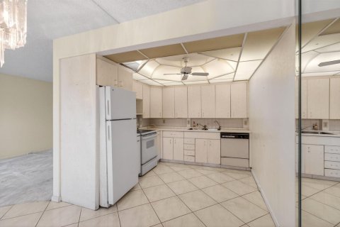 Condo in Boca Raton, Florida, 2 bedrooms  № 2259629 - photo 20